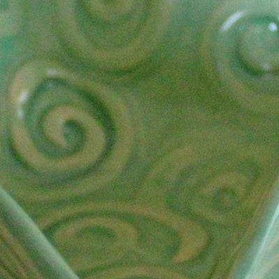 Wavy Bowl in Spiral Pattern